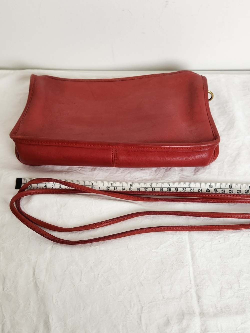 Vintage 70s Coach Red Leather Purse - Picture 12 of 16